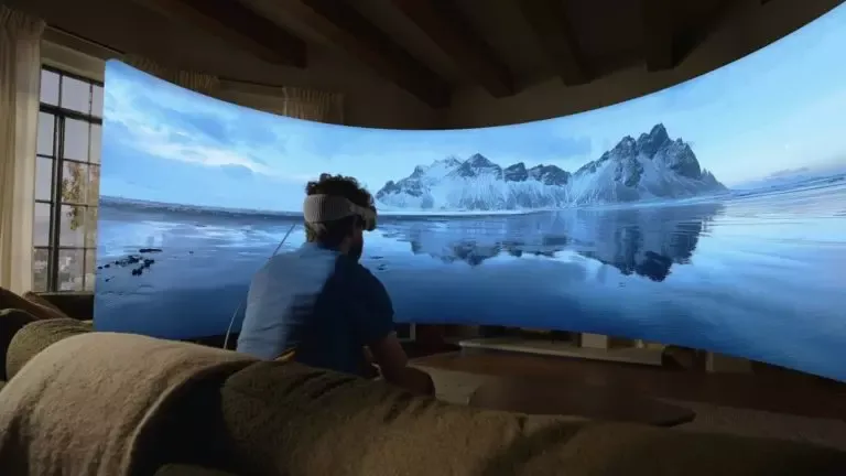 Apple Vision Pro: Новое измерение реальности от Apple - обзор, цена и потенциал