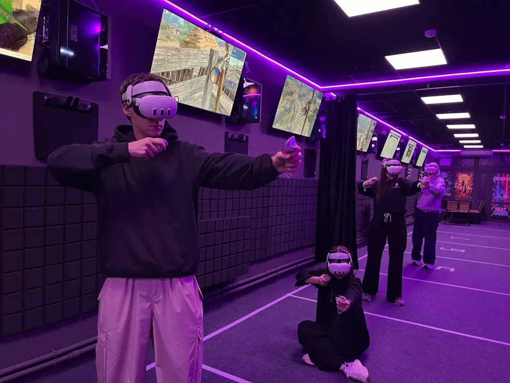 Игроки в зале OMG VR в Нижнем Тагиле