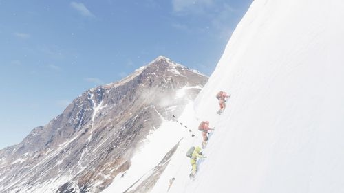 EVEREST VR